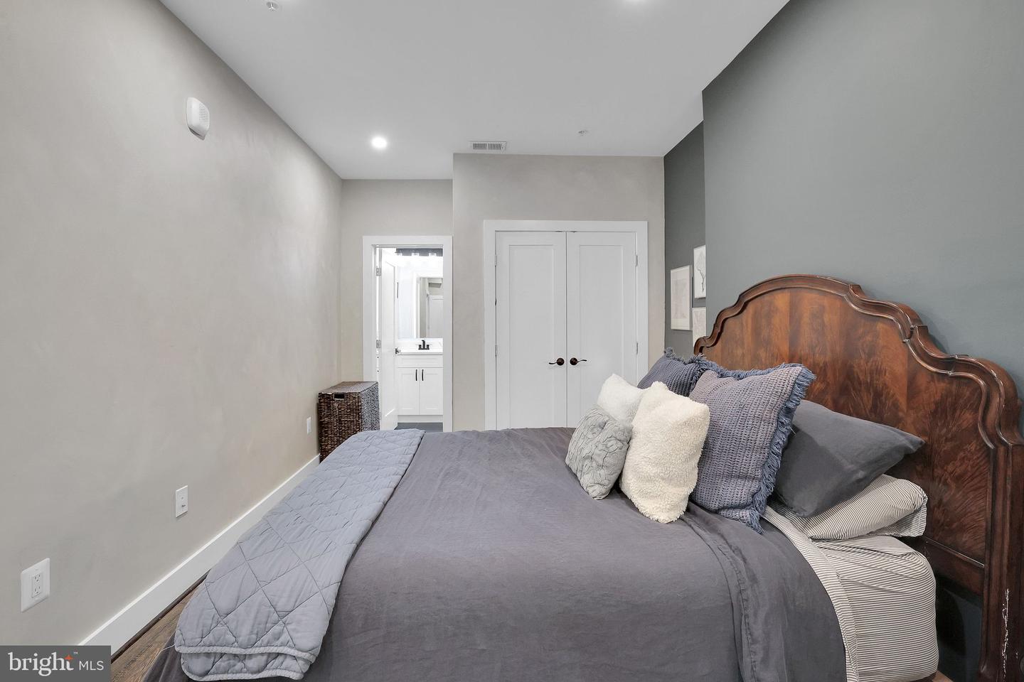 712 KEARNY ST NE #5, WASHINGTON, District Of Columbia 20017, 2 Bedrooms Bedrooms, ,2 BathroomsBathrooms,Residential,For sale,712 KEARNY ST NE #5,DCDC2227454 MLS # DCDC2227454