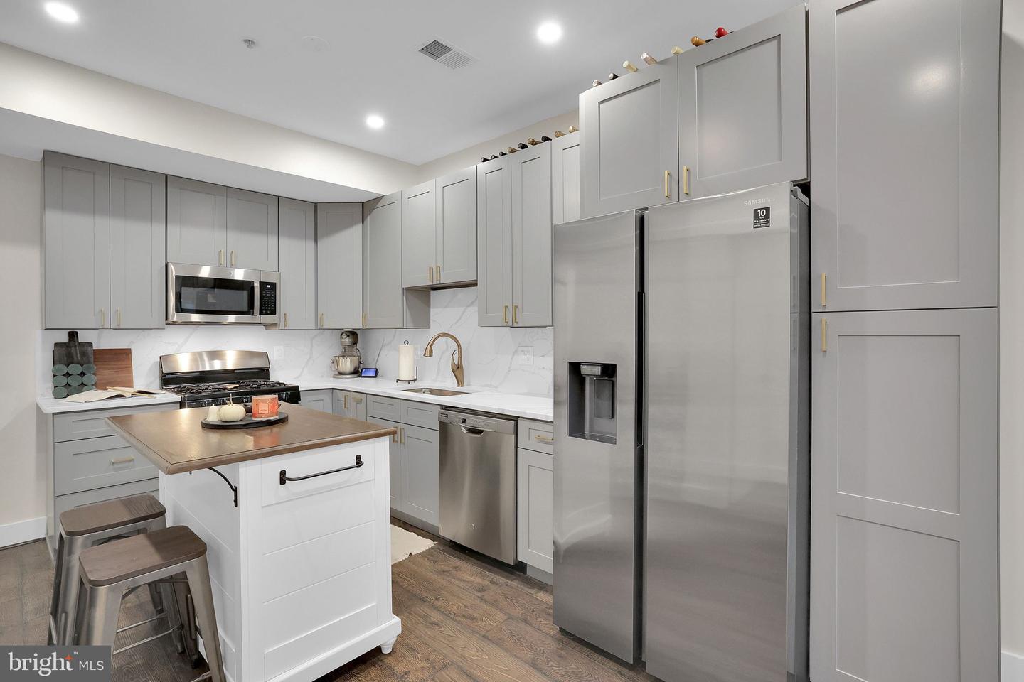 712 KEARNY ST NE #5, WASHINGTON, District Of Columbia 20017, 2 Bedrooms Bedrooms, ,2 BathroomsBathrooms,Residential,For sale,712 KEARNY ST NE #5,DCDC2227454 MLS # DCDC2227454