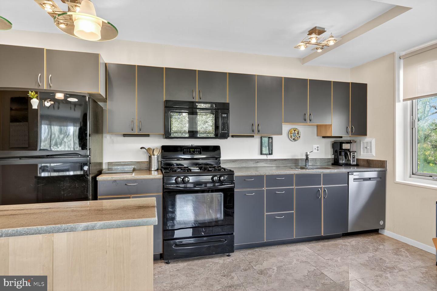 4000 TUNLAW RD NW #1026, WASHINGTON, District Of Columbia 20007, 2 Bedrooms Bedrooms, ,2 BathroomsBathrooms,Residential,For sale,4000 TUNLAW RD NW #1026,DCDC2227466 MLS # DCDC2227466