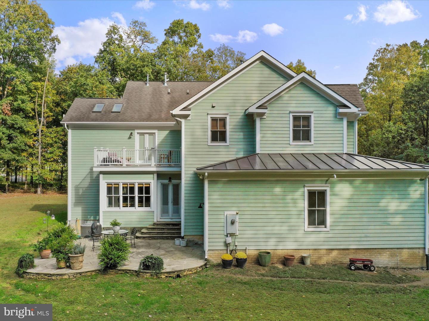 19935 FOGGY BOTTOM RD, BLUEMONT, Virginia 20135, 4 Bedrooms Bedrooms, ,3 BathroomsBathrooms,Residential,For sale,19935 FOGGY BOTTOM RD,VALO2109092 MLS # VALO2109092
