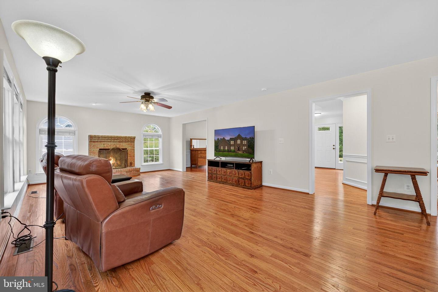 12841 DUSTY WILLOW RD, MANASSAS, Virginia 20112, 4 Bedrooms Bedrooms, 9 Rooms Rooms,4 BathroomsBathrooms,Residential,For sale,12841 DUSTY WILLOW RD,VAPW2106170 MLS # VAPW2106170