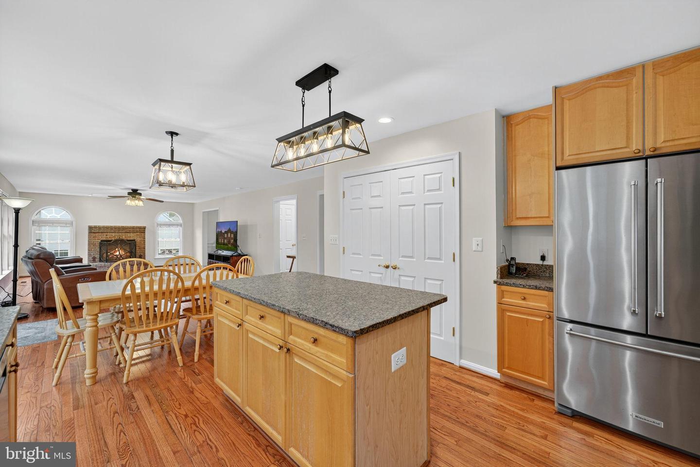 12841 DUSTY WILLOW RD, MANASSAS, Virginia 20112, 4 Bedrooms Bedrooms, 9 Rooms Rooms,4 BathroomsBathrooms,Residential,For sale,12841 DUSTY WILLOW RD,VAPW2106170 MLS # VAPW2106170