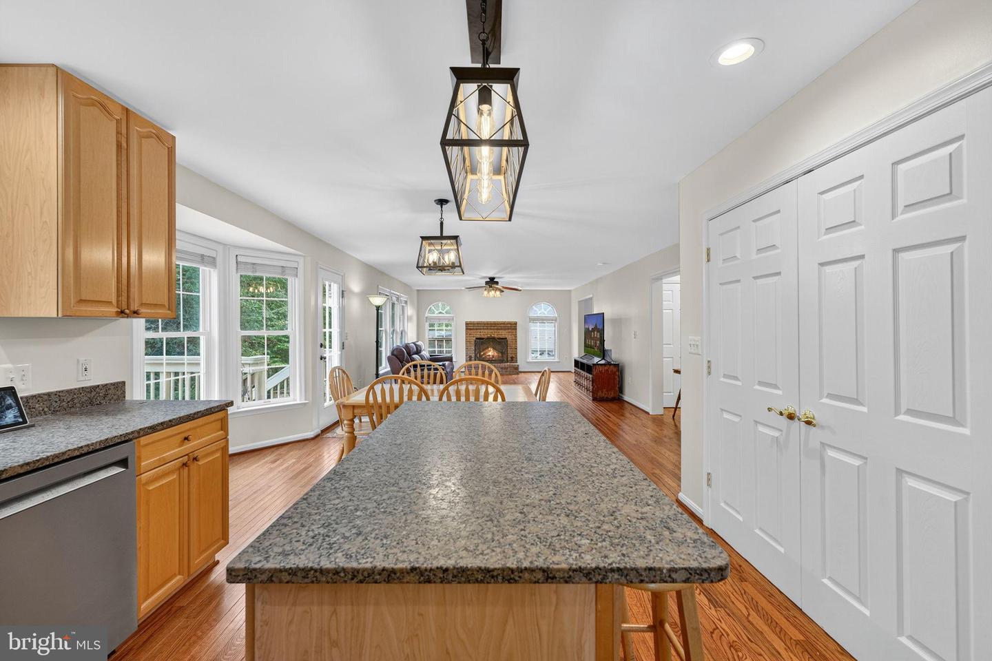 12841 DUSTY WILLOW RD, MANASSAS, Virginia 20112, 4 Bedrooms Bedrooms, 9 Rooms Rooms,4 BathroomsBathrooms,Residential,For sale,12841 DUSTY WILLOW RD,VAPW2106170 MLS # VAPW2106170