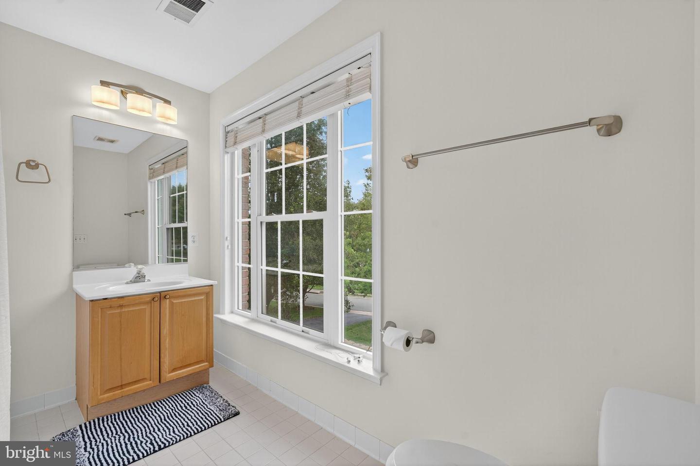 12841 DUSTY WILLOW RD, MANASSAS, Virginia 20112, 4 Bedrooms Bedrooms, 9 Rooms Rooms,4 BathroomsBathrooms,Residential,For sale,12841 DUSTY WILLOW RD,VAPW2106170 MLS # VAPW2106170