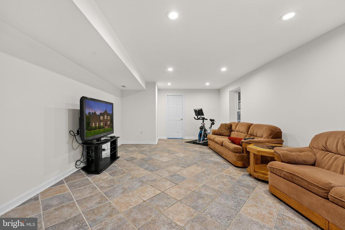12841 DUSTY WILLOW RD, MANASSAS, Virginia 20112, 4 Bedrooms Bedrooms, 9 Rooms Rooms,4 BathroomsBathrooms,Residential,For sale,12841 DUSTY WILLOW RD,VAPW2106170 MLS # VAPW2106170