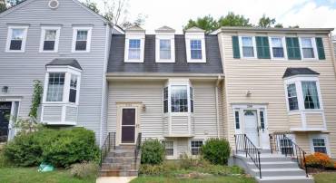 2356 BRANLEIGH PARK CT, RESTON, Virginia 20191, 3 Bedrooms Bedrooms, ,2 BathroomsBathrooms,Residential,For sale,2356 BRANLEIGH PARK CT,VAFX2274932 MLS # VAFX2274932