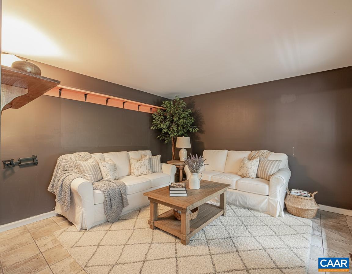 503 JEFFERSON, PALMYRA, Virginia 22963, 4 Bedrooms Bedrooms, ,2 BathroomsBathrooms,Residential,For sale,503 JEFFERSON,670121 MLS # 670121 503 JEFFERSON, PALMYRA, Virginia 22963, 4 Bedrooms Bedrooms, ,2 BathroomsBathrooms,Residential,For sale,503 JEFFERSON,670121 MLS # 670121