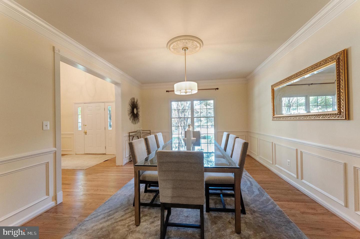 12704 AUTUMN CREST DR, HERNDON, Virginia 20171, 5 Bedrooms Bedrooms, ,4 BathroomsBathrooms,Residential,For sale,12704 AUTUMN CREST DR,VAFX2274968 MLS # VAFX2274968