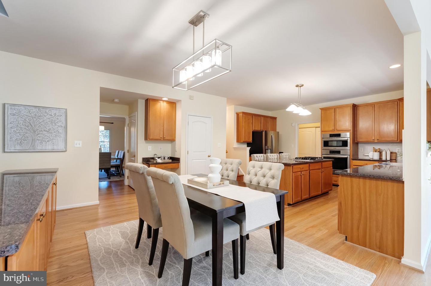 12704 AUTUMN CREST DR, HERNDON, Virginia 20171, 5 Bedrooms Bedrooms, ,4 BathroomsBathrooms,Residential,For sale,12704 AUTUMN CREST DR,VAFX2274968 MLS # VAFX2274968