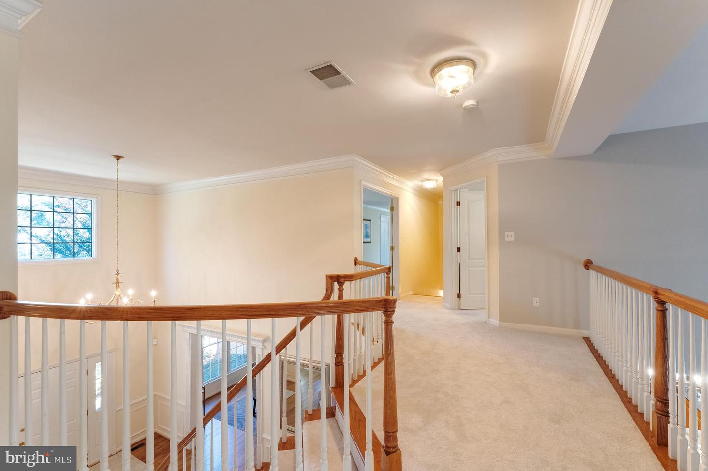 12704 AUTUMN CREST DR, HERNDON, Virginia 20171, 5 Bedrooms Bedrooms, ,4 BathroomsBathrooms,Residential,For sale,12704 AUTUMN CREST DR,VAFX2274968 MLS # VAFX2274968