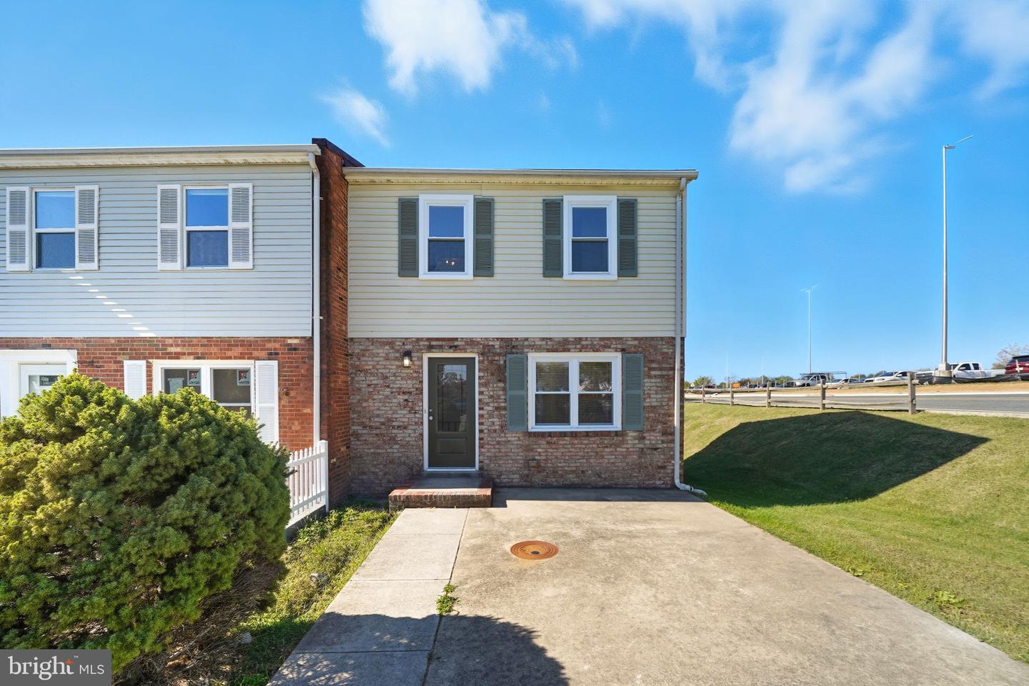 1 ALICE CT, STAFFORD, Virginia 22556, 3 Bedrooms Bedrooms, ,3 BathroomsBathrooms,Residential,For sale,1 ALICE CT,VAST2043584 MLS # VAST2043584