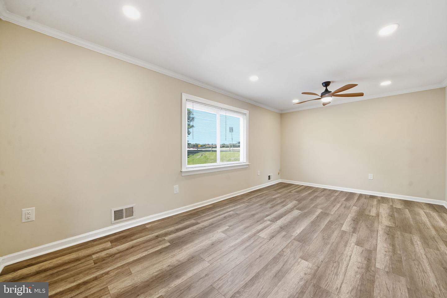 1 ALICE CT, STAFFORD, Virginia 22556, 3 Bedrooms Bedrooms, ,3 BathroomsBathrooms,Residential,For sale,1 ALICE CT,VAST2043584 MLS # VAST2043584