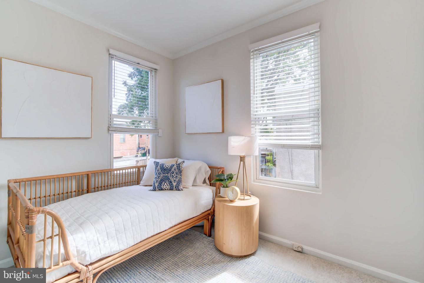 819 11TH ST NE, WASHINGTON, District Of Columbia 20002, 3 Bedrooms Bedrooms, ,2 BathroomsBathrooms,Residential,For sale,819 11TH ST NE,DCDC2227562 MLS # DCDC2227562