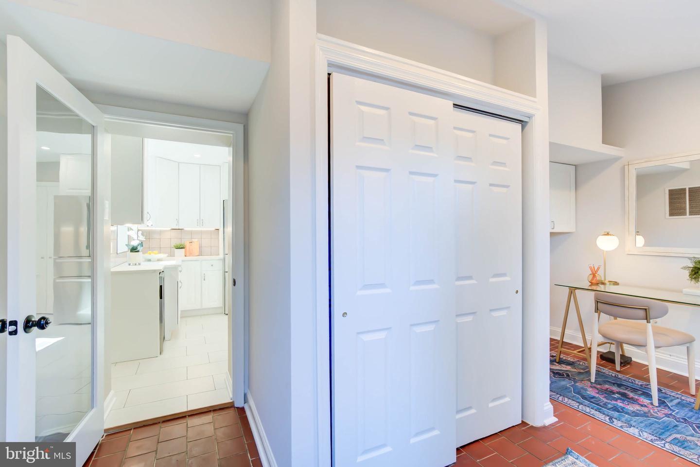 819 11TH ST NE, WASHINGTON, District Of Columbia 20002, 3 Bedrooms Bedrooms, ,2 BathroomsBathrooms,Residential,For sale,819 11TH ST NE,DCDC2227562 MLS # DCDC2227562
