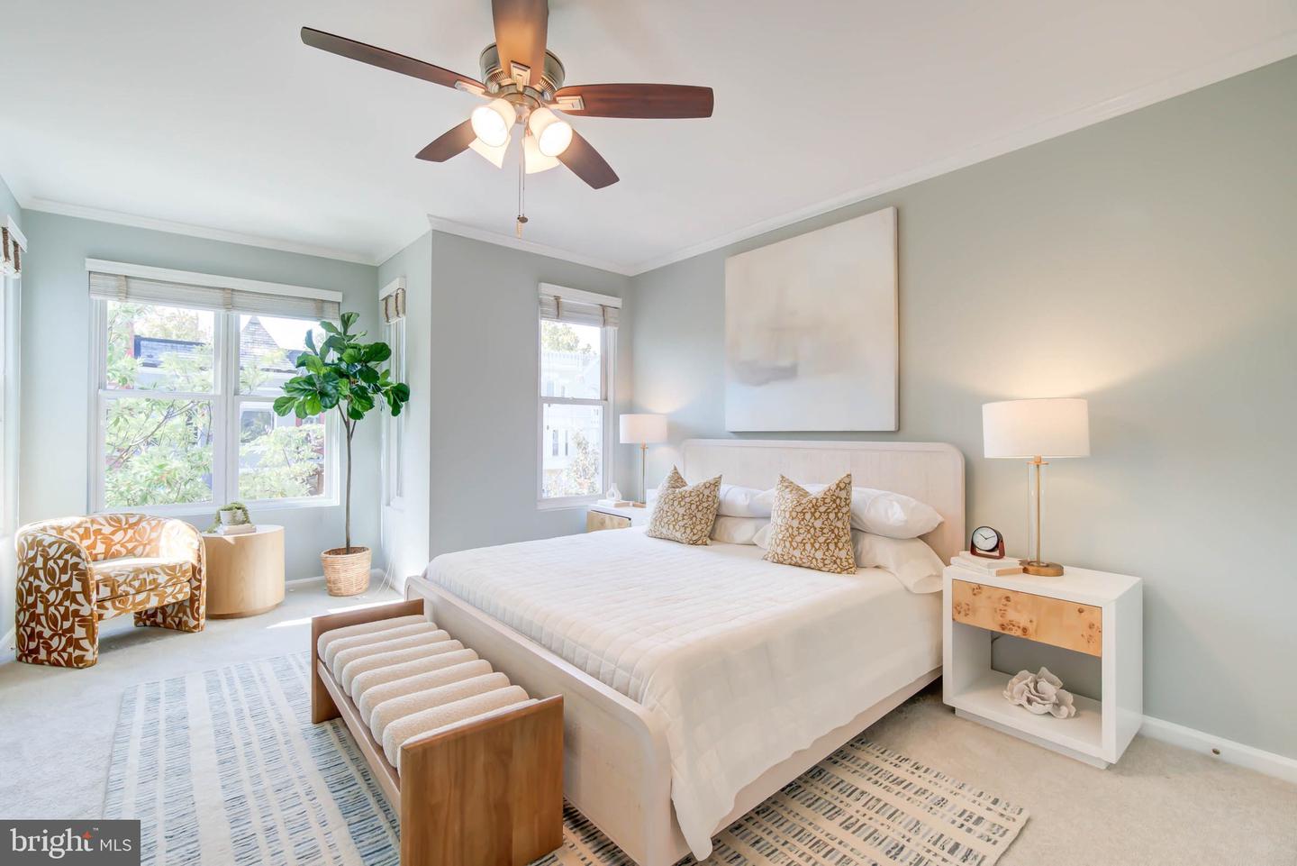 819 11TH ST NE, WASHINGTON, District Of Columbia 20002, 3 Bedrooms Bedrooms, ,2 BathroomsBathrooms,Residential,For sale,819 11TH ST NE,DCDC2227562 MLS # DCDC2227562