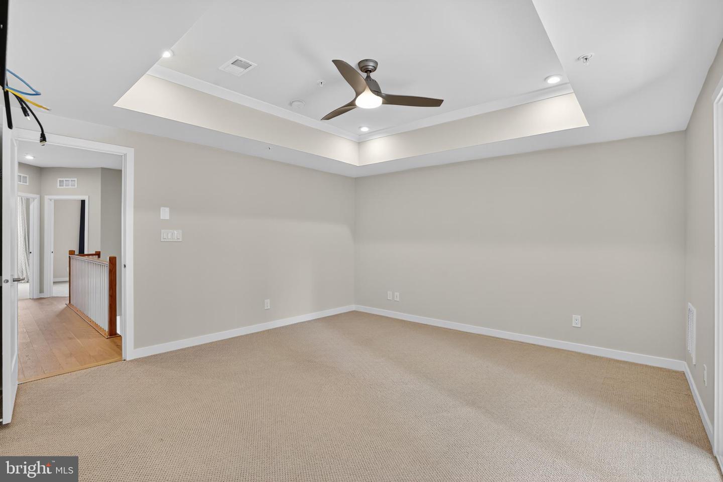 14428 BECKETT GLEN CIR #905, CHANTILLY, Virginia 20151, 3 Bedrooms Bedrooms, 8 Rooms Rooms,2 BathroomsBathrooms,Residential,For sale,14428 BECKETT GLEN CIR #905,VAFX2274990 MLS # VAFX2274990