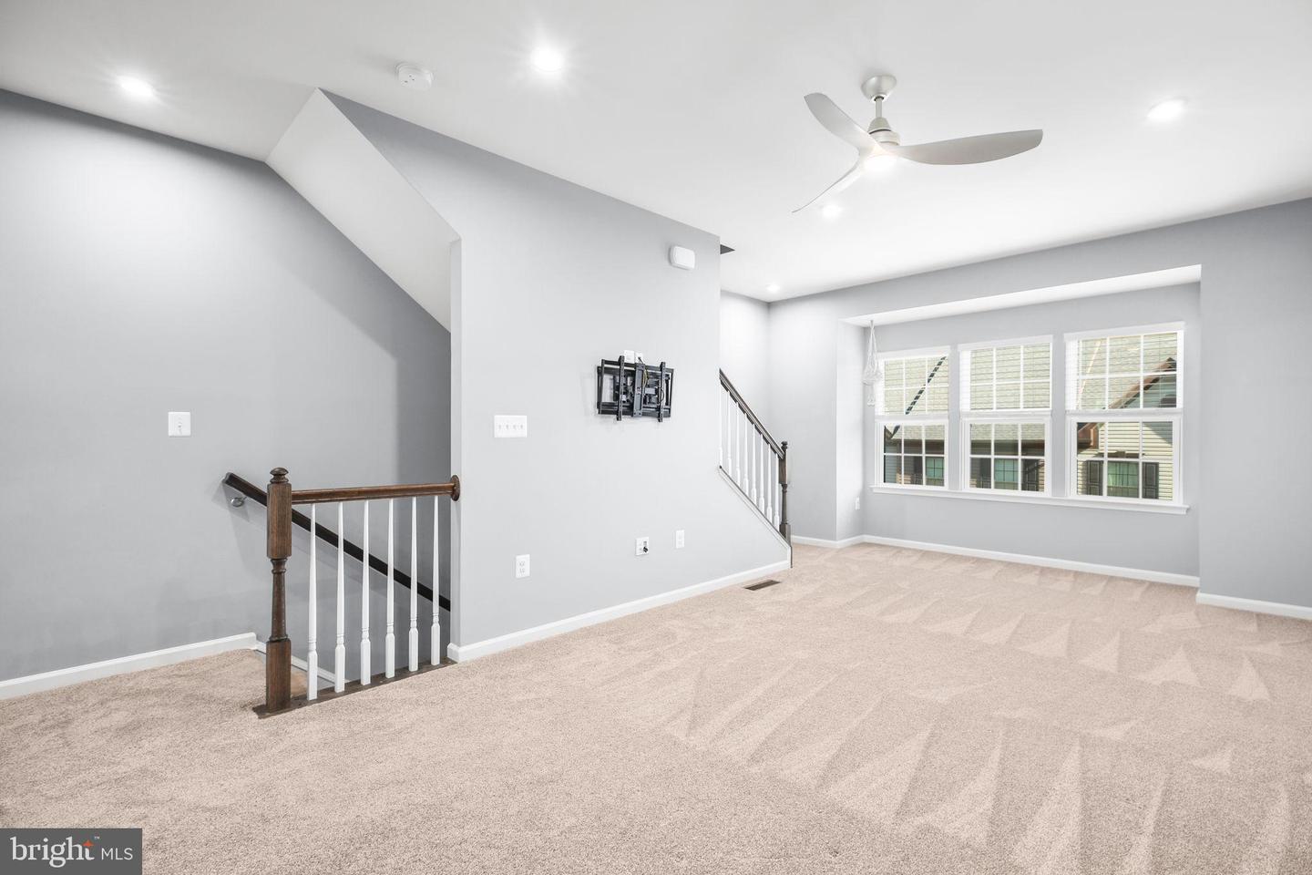 2004 TRACK CIR, FREDERICKSBURG, Virginia 22401, 3 Bedrooms Bedrooms, 9 Rooms Rooms,3 BathroomsBathrooms,Residential,For sale,2004 TRACK CIR,VAFB2009136 MLS # VAFB2009136