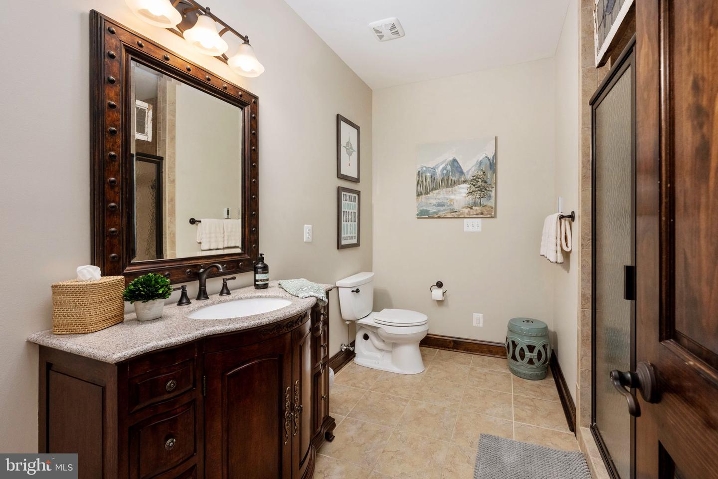 11208 KNOLLS END, SPOTSYLVANIA, Virginia 22551, 6 Bedrooms Bedrooms, ,5 BathroomsBathrooms,Residential,For sale,11208 KNOLLS END,VASP2037008 MLS # VASP2037008