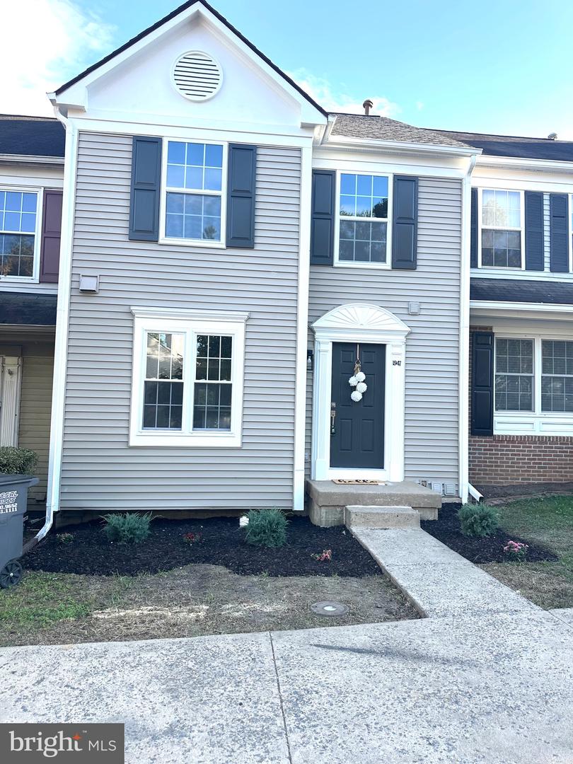 1947 INGLEBROOK DR, WOODBRIDGE, Virginia 22192, 3 Bedrooms Bedrooms, ,3 BathroomsBathrooms,Residential,For sale,1947 INGLEBROOK DR,VAPW2106236 MLS # VAPW2106236