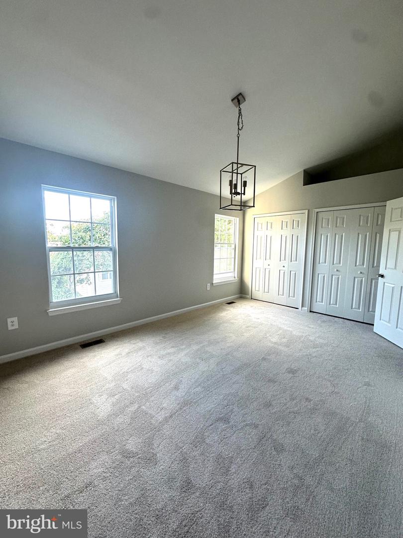 1947 INGLEBROOK DR, WOODBRIDGE, Virginia 22192, 3 Bedrooms Bedrooms, ,3 BathroomsBathrooms,Residential,For sale,1947 INGLEBROOK DR,VAPW2106236 MLS # VAPW2106236