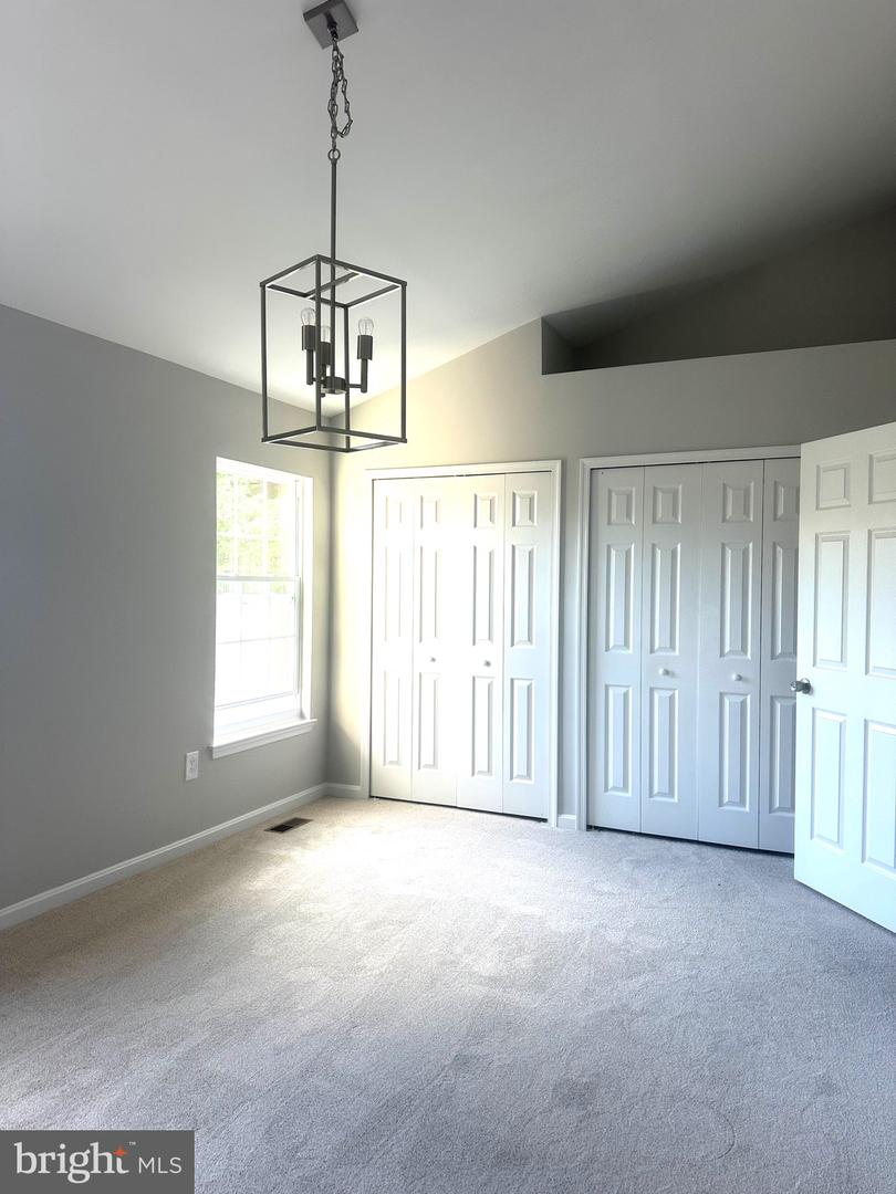 1947 INGLEBROOK DR, WOODBRIDGE, Virginia 22192, 3 Bedrooms Bedrooms, ,3 BathroomsBathrooms,Residential,For sale,1947 INGLEBROOK DR,VAPW2106236 MLS # VAPW2106236