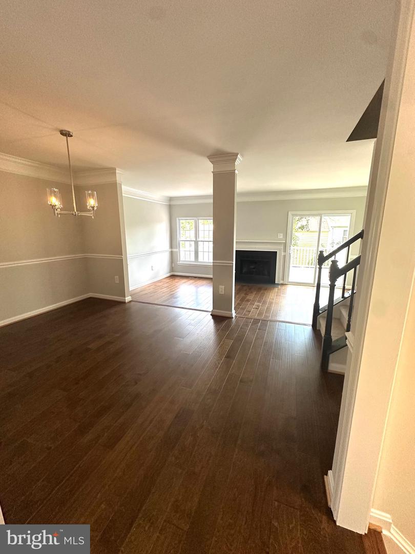 1947 INGLEBROOK DR, WOODBRIDGE, Virginia 22192, 3 Bedrooms Bedrooms, ,3 BathroomsBathrooms,Residential,For sale,1947 INGLEBROOK DR,VAPW2106236 MLS # VAPW2106236