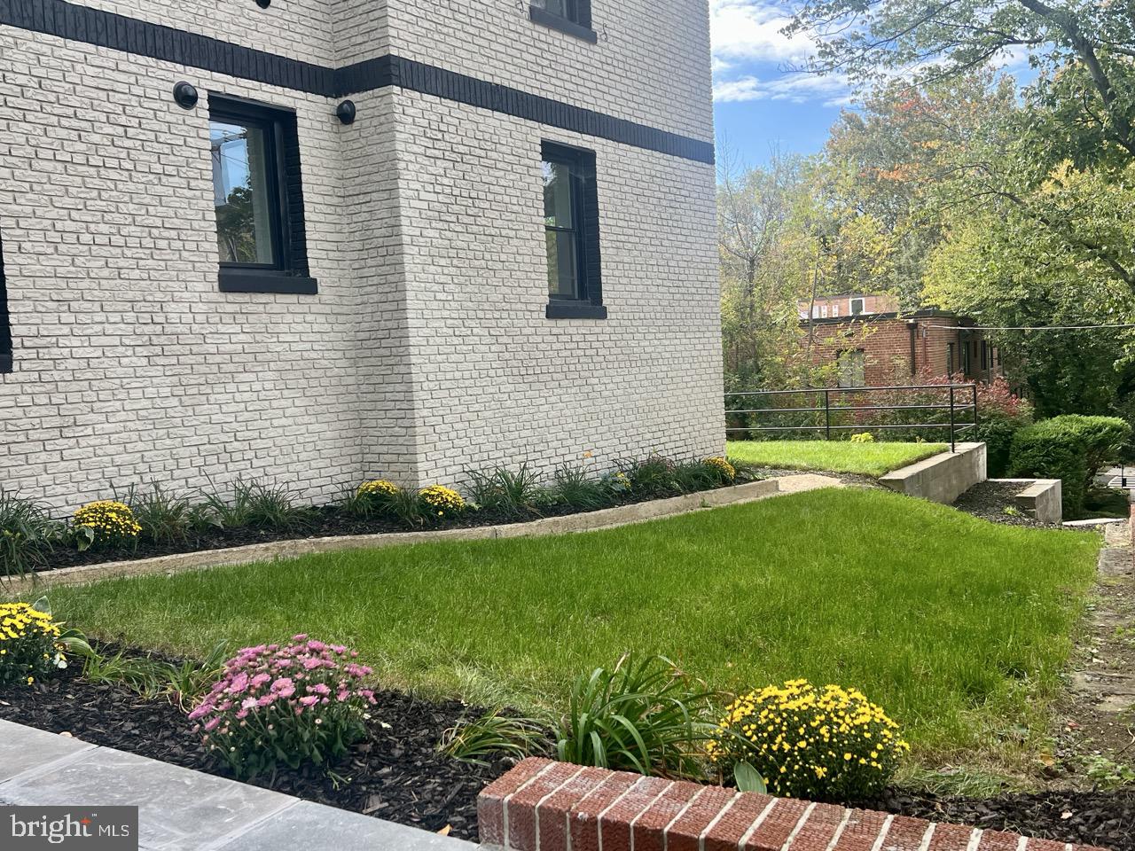 2524 41ST ST NW #1, WASHINGTON, District Of Columbia 20007, 2 Bedrooms Bedrooms, ,2 BathroomsBathrooms,Residential,For sale,2524 41ST ST NW #1,DCDC2227594 MLS # DCDC2227594