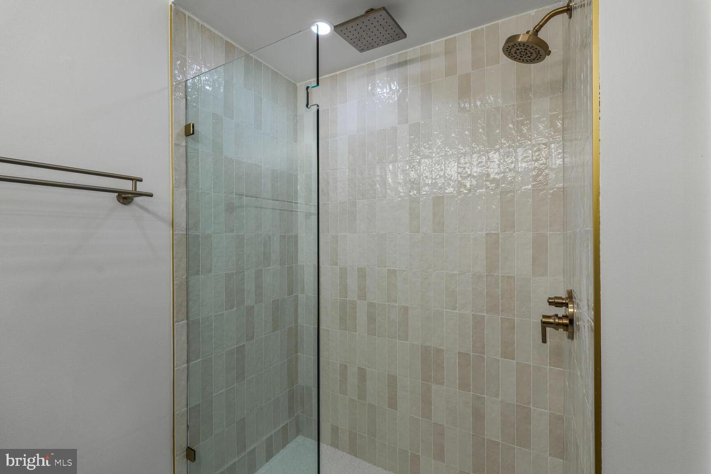 2524 41ST ST NW #UNIT 2, WASHINGTON, District Of Columbia 20007, 2 Bedrooms Bedrooms, ,2 BathroomsBathrooms,Residential,For sale,2524 41ST ST NW #UNIT 2,DCDC2227596 MLS # DCDC2227596