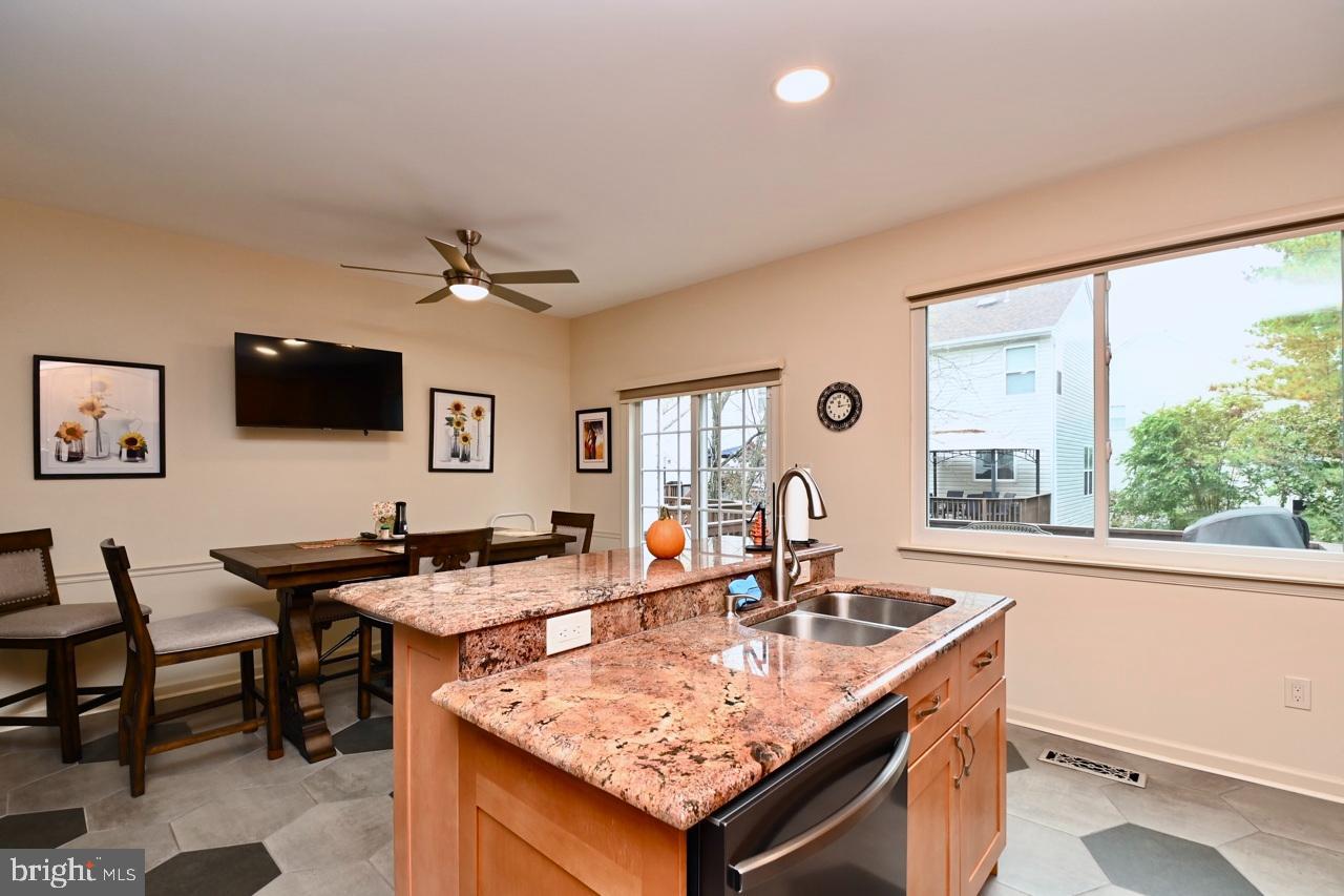 6622 PATENT PARISH LN, ALEXANDRIA, Virginia 22315, ,Residential,For sale,6622 PATENT PARISH LN,VAFX2275018 MLS # VAFX2275018