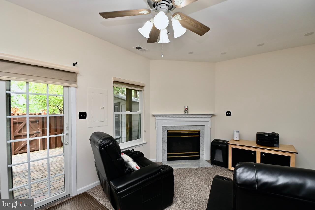 6622 PATENT PARISH LN, ALEXANDRIA, Virginia 22315, ,Residential,For sale,6622 PATENT PARISH LN,VAFX2275018 MLS # VAFX2275018