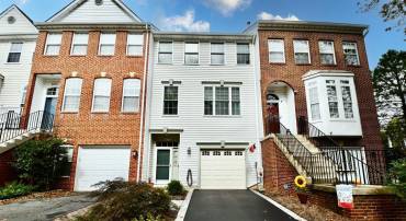 6622 PATENT PARISH LN, ALEXANDRIA, Virginia 22315, ,Residential,For sale,6622 PATENT PARISH LN,VAFX2275018 MLS # VAFX2275018