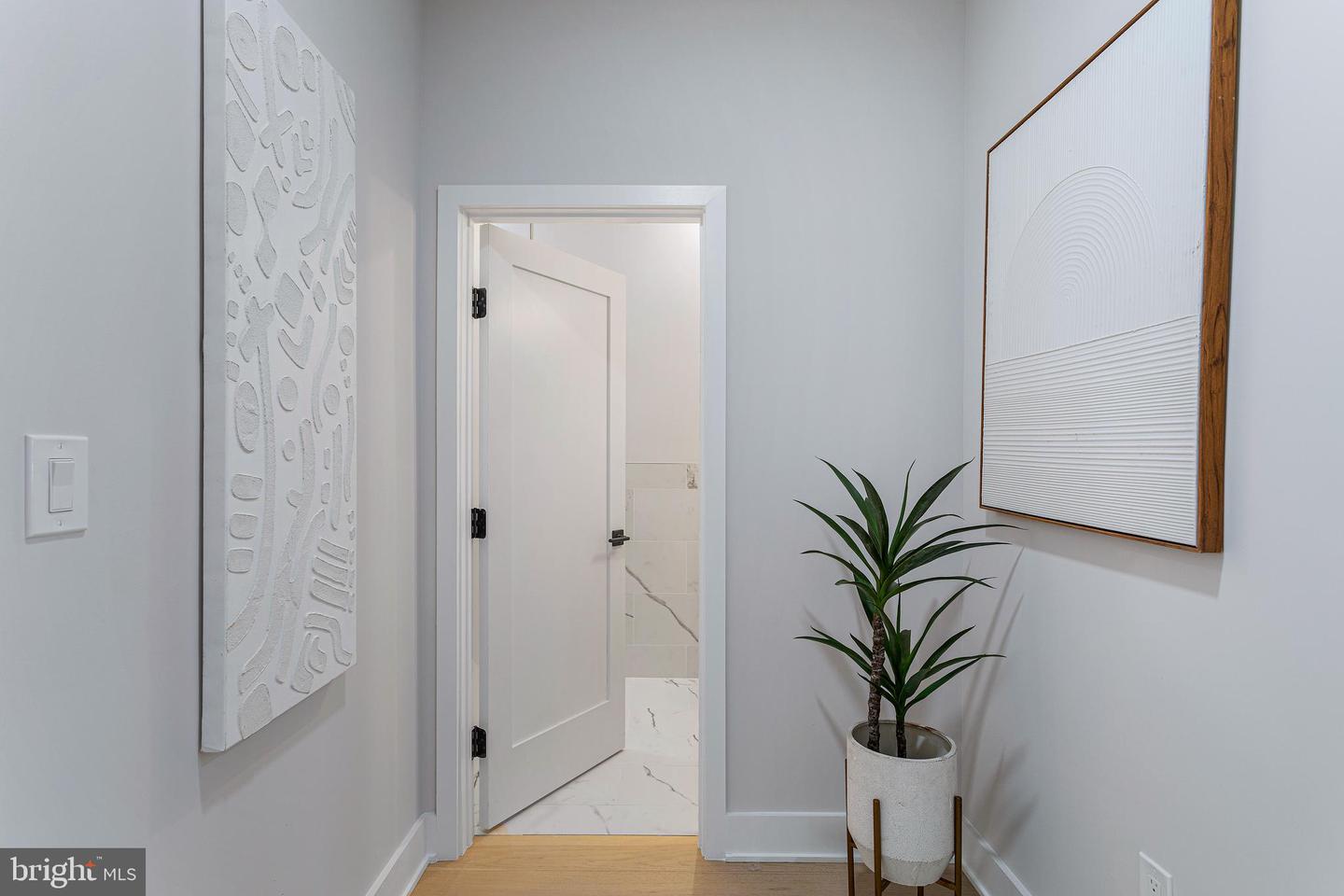 1516 EAST CAPITOL ST NE, WASHINGTON, District Of Columbia 20003, 2 Bedrooms Bedrooms, ,2 BathroomsBathrooms,Residential,For sale,1516 EAST CAPITOL ST NE,DCDC2227598 MLS # DCDC2227598