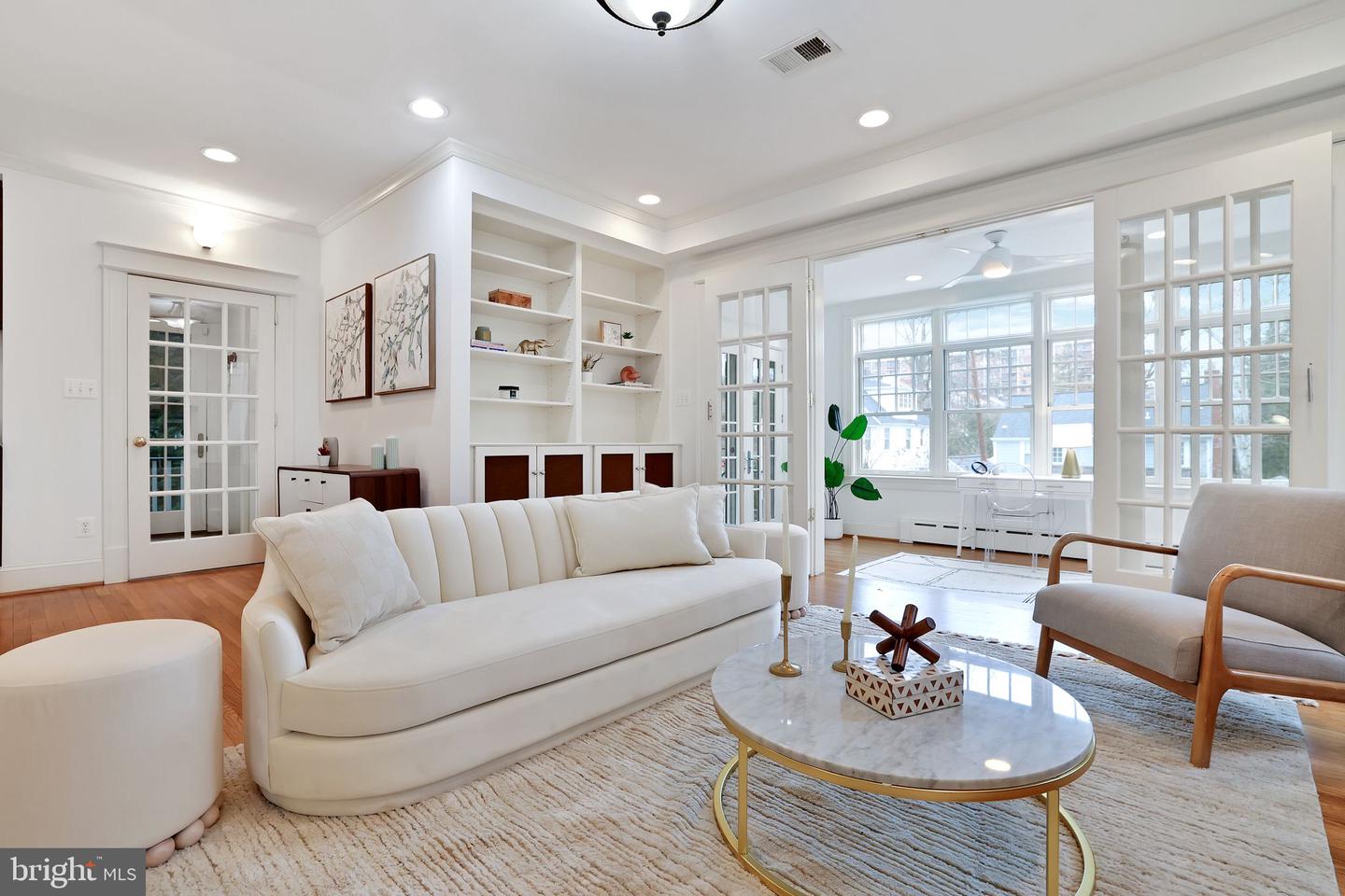 3113 44TH ST NW, WASHINGTON, District Of Columbia 20016, 5 Bedrooms Bedrooms, ,3 BathroomsBathrooms,Residential,For sale,3113 44TH ST NW,DCDC2227604 MLS # DCDC2227604