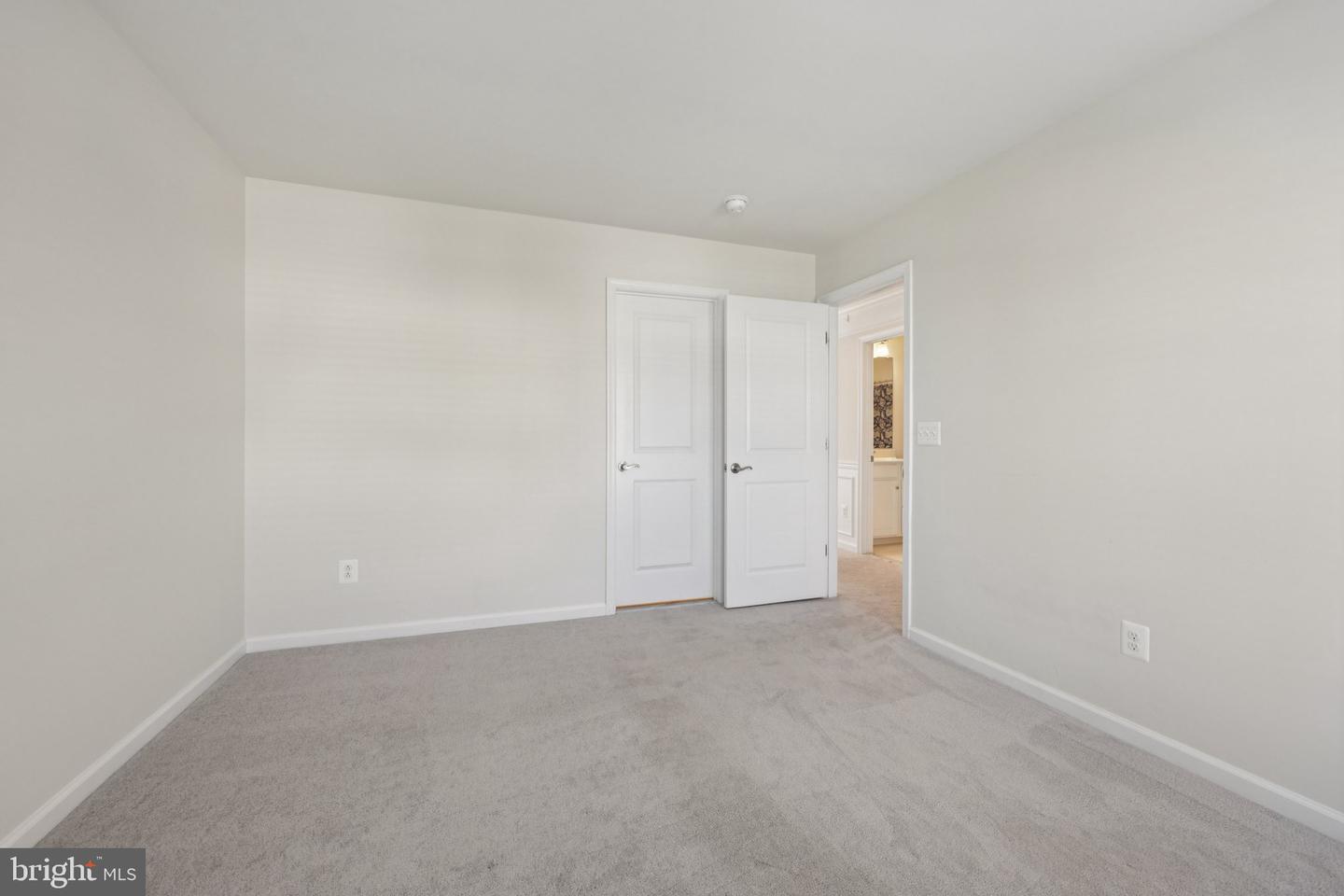 1023 THEMIS ST SE, LEESBURG, Virginia 20175, 5 Bedrooms Bedrooms, ,4 BathroomsBathrooms,Residential,For sale,1023 THEMIS ST SE,VALO2109162 MLS # VALO2109162