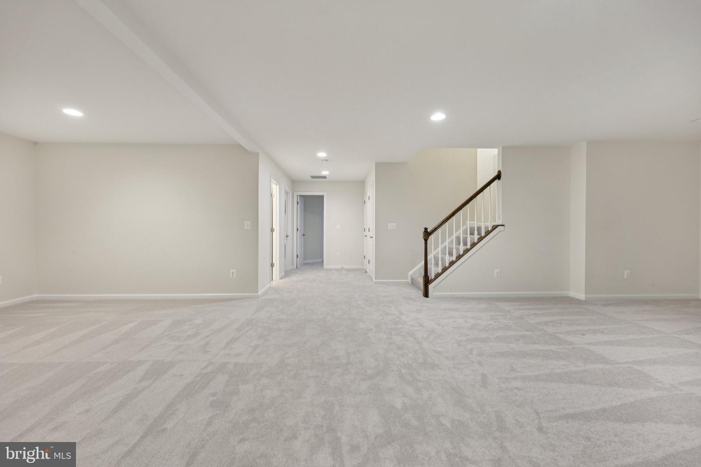 1023 THEMIS ST SE, LEESBURG, Virginia 20175, 5 Bedrooms Bedrooms, ,4 BathroomsBathrooms,Residential,For sale,1023 THEMIS ST SE,VALO2109162 MLS # VALO2109162