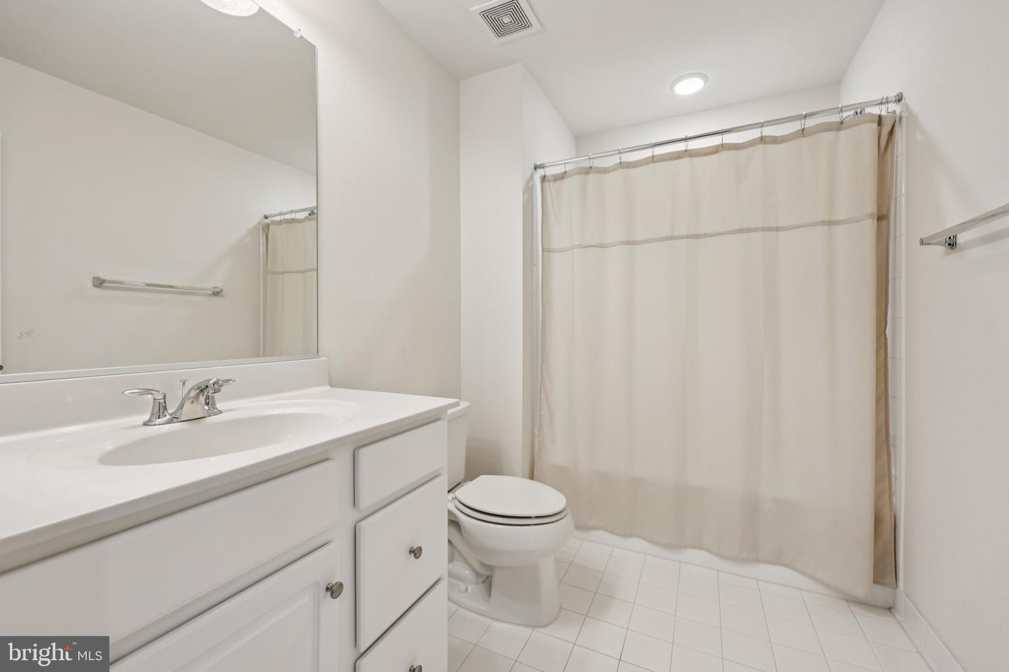 1023 THEMIS ST SE, LEESBURG, Virginia 20175, 5 Bedrooms Bedrooms, ,4 BathroomsBathrooms,Residential,For sale,1023 THEMIS ST SE,VALO2109162 MLS # VALO2109162