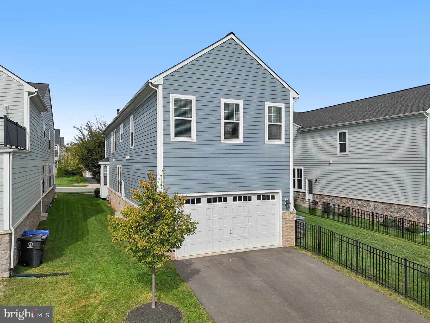 1023 THEMIS ST SE, LEESBURG, Virginia 20175, 5 Bedrooms Bedrooms, ,4 BathroomsBathrooms,Residential,For sale,1023 THEMIS ST SE,VALO2109162 MLS # VALO2109162