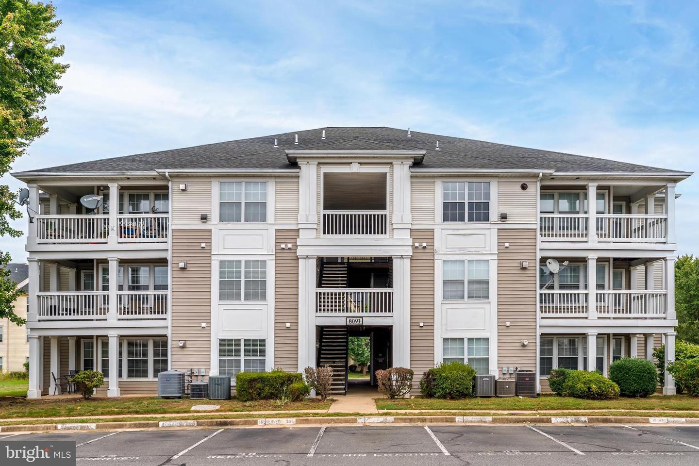8091 LACY DR #101, MANASSAS, Virginia 20109, 3 Bedrooms Bedrooms, ,2 BathroomsBathrooms,Residential,For sale,8091 LACY DR #101,VAPW2106274 MLS # VAPW2106274