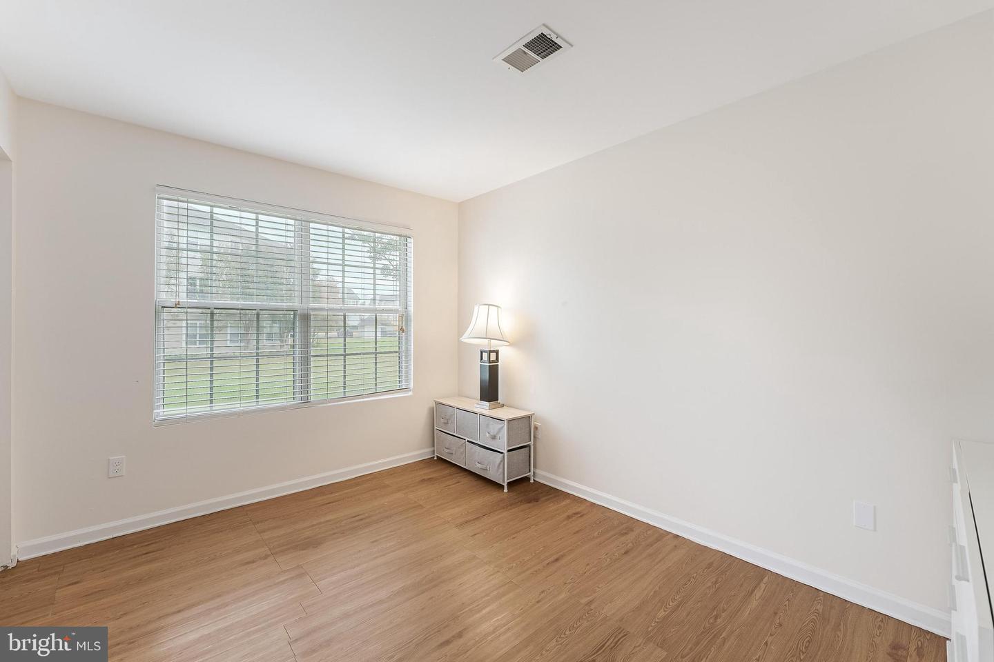 8091 LACY DR #101, MANASSAS, Virginia 20109, 3 Bedrooms Bedrooms, ,2 BathroomsBathrooms,Residential,For sale,8091 LACY DR #101,VAPW2106274 MLS # VAPW2106274