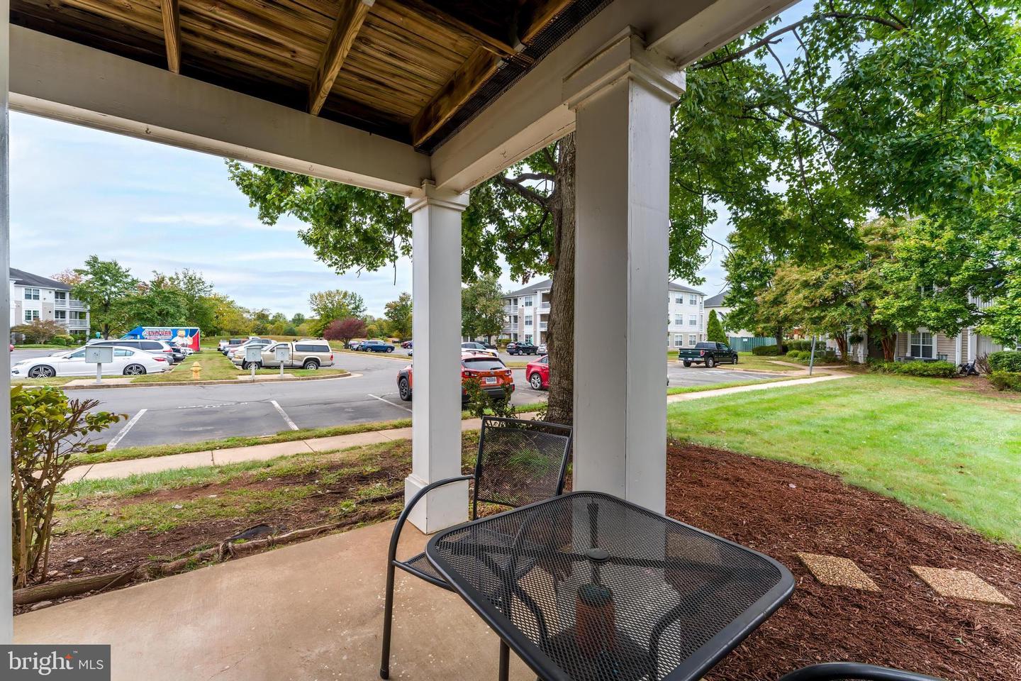 8091 LACY DR #101, MANASSAS, Virginia 20109, 3 Bedrooms Bedrooms, ,2 BathroomsBathrooms,Residential,For sale,8091 LACY DR #101,VAPW2106274 MLS # VAPW2106274
