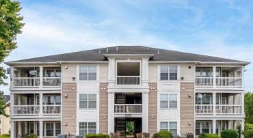 8091 LACY DR #101, MANASSAS, Virginia 20109, 3 Bedrooms Bedrooms, ,2 BathroomsBathrooms,Residential,For sale,8091 LACY DR #101,VAPW2106274 MLS # VAPW2106274