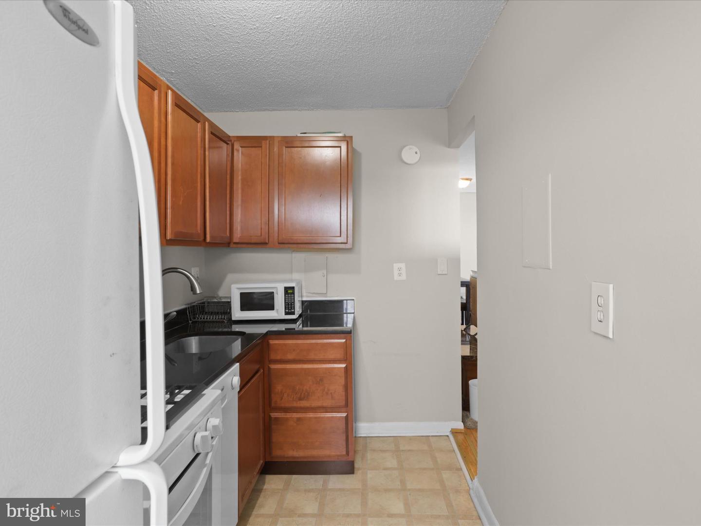 2500 N VAN DORN ST #813, ALEXANDRIA, Virginia 22302, ,1 BathroomBathrooms,Residential,For sale,2500 N VAN DORN ST #813,VAAX2050974 MLS # VAAX2050974