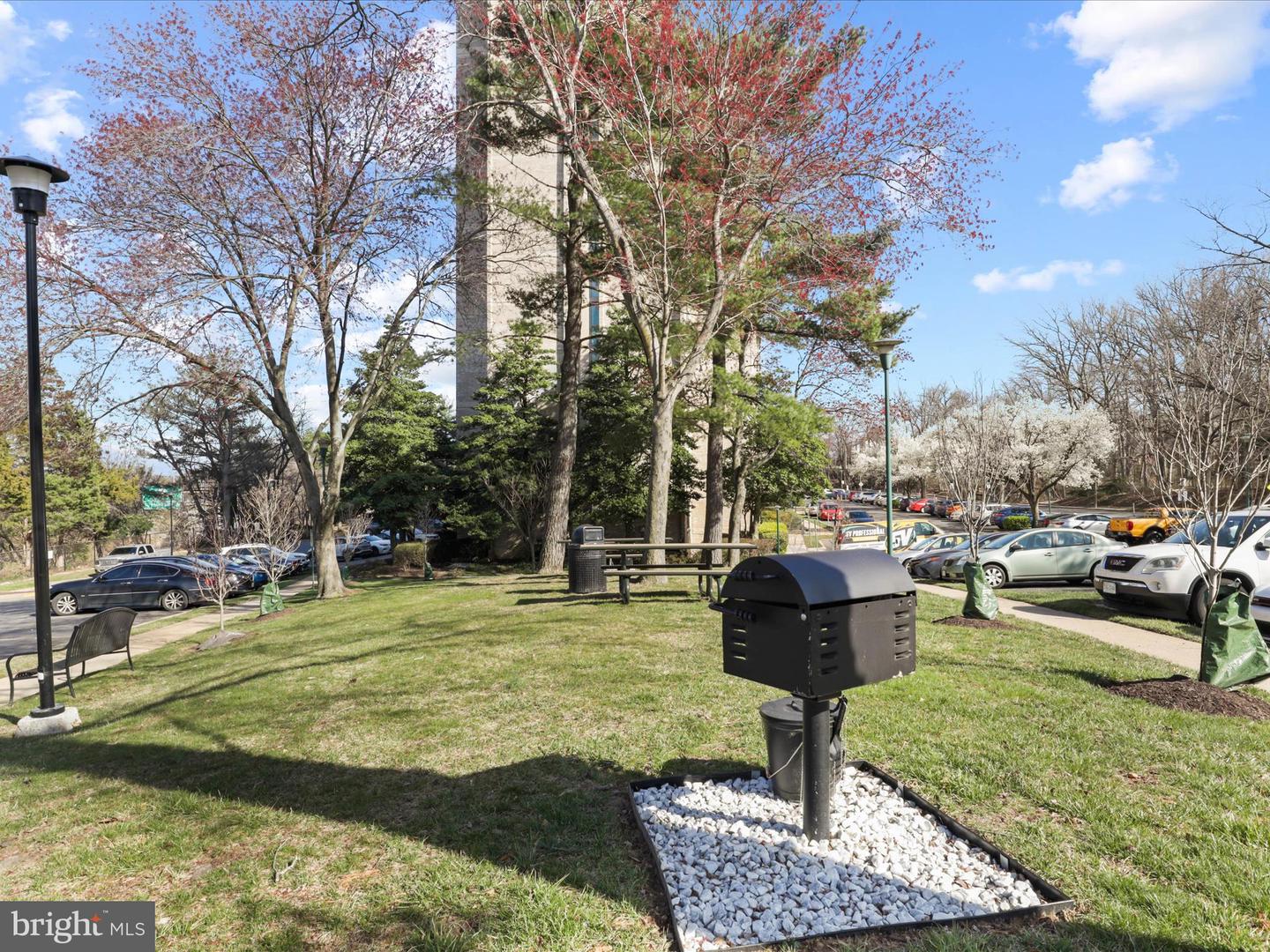 2500 N VAN DORN ST #813, ALEXANDRIA, Virginia 22302, ,1 BathroomBathrooms,Residential,For sale,2500 N VAN DORN ST #813,VAAX2050974 MLS # VAAX2050974