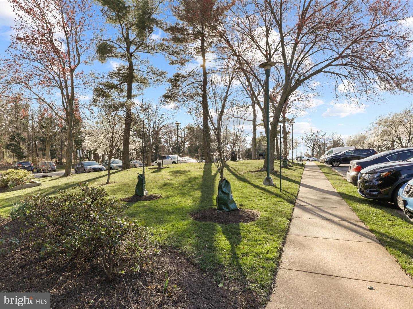 2500 N VAN DORN ST #813, ALEXANDRIA, Virginia 22302, ,1 BathroomBathrooms,Residential,For sale,2500 N VAN DORN ST #813,VAAX2050974 MLS # VAAX2050974
