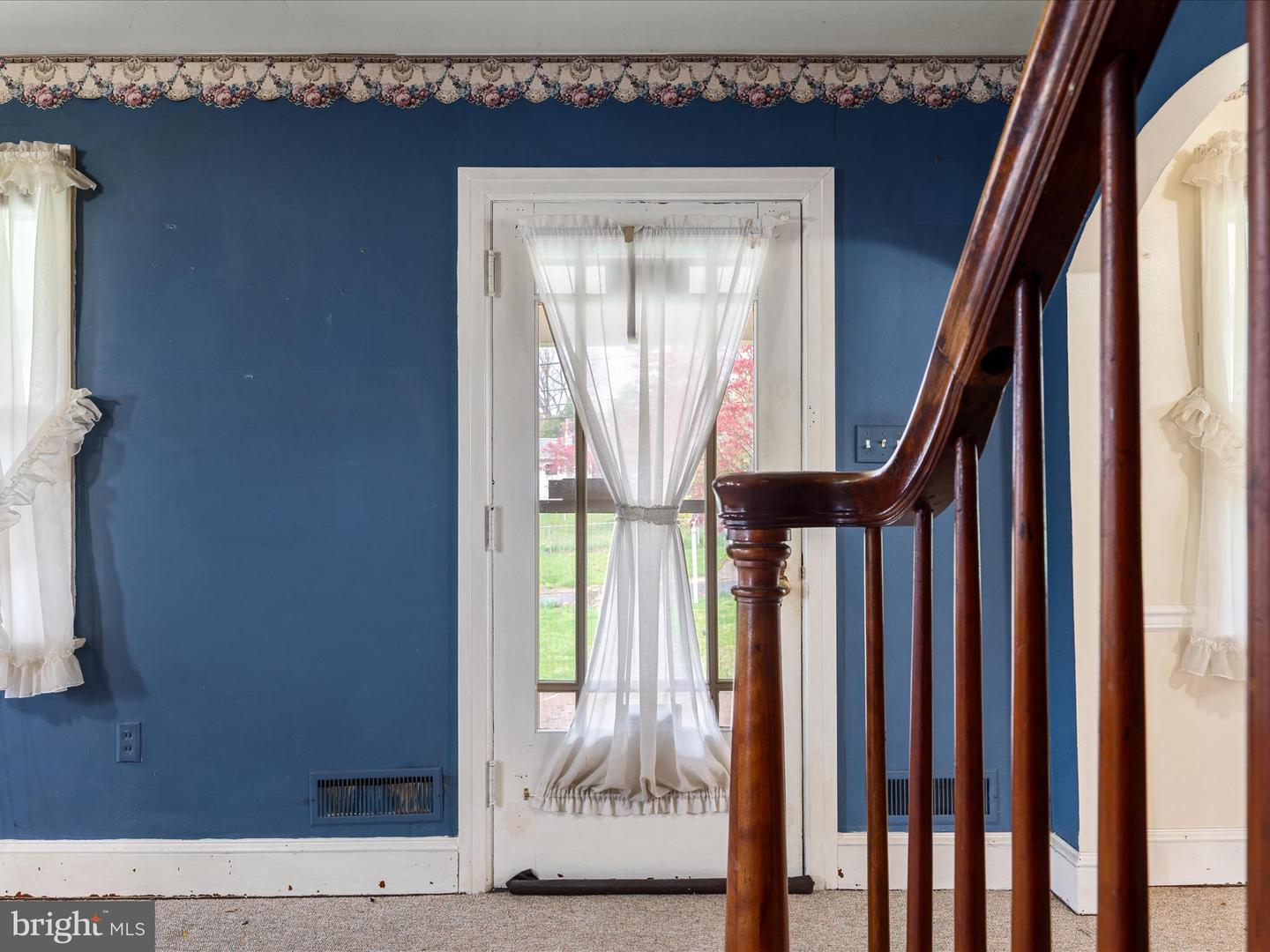 1714 N ROYAL AVE, FRONT ROYAL, Virginia 22630, 4 Bedrooms Bedrooms, ,2 BathroomsBathrooms,Residential,For sale,1714 N ROYAL AVE,VAWR2012584 MLS # VAWR2012584