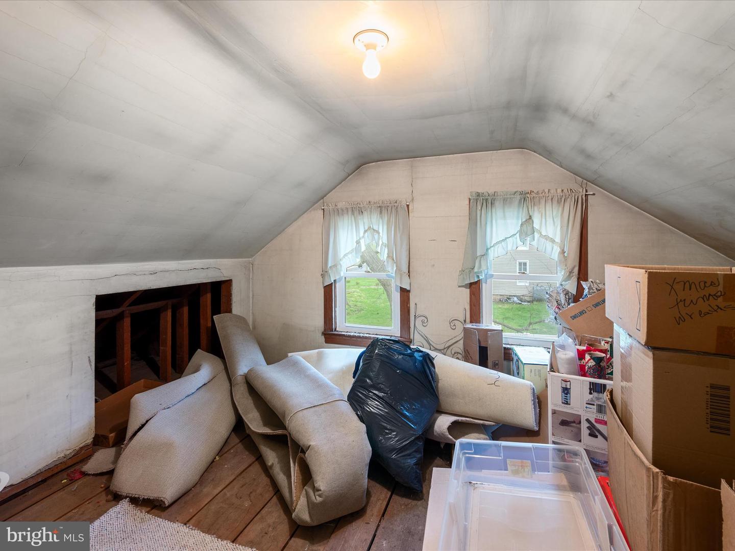 1714 N ROYAL AVE, FRONT ROYAL, Virginia 22630, 4 Bedrooms Bedrooms, ,2 BathroomsBathrooms,Residential,For sale,1714 N ROYAL AVE,VAWR2012584 MLS # VAWR2012584