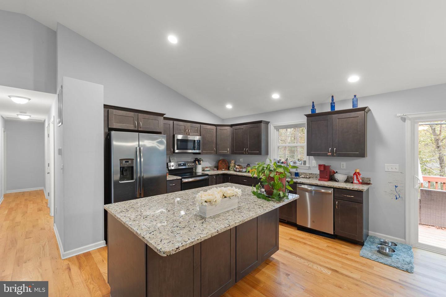 243 POPLAR RD, FRONT ROYAL, Virginia 22630, 3 Bedrooms Bedrooms, ,3 BathroomsBathrooms,Residential,For sale,243 POPLAR RD,VAWR2012586 MLS # VAWR2012586