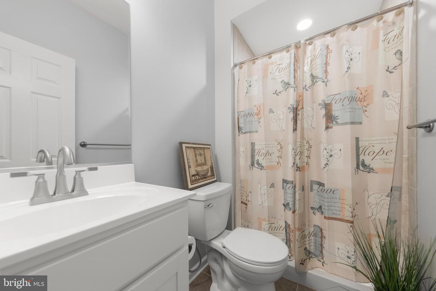 243 POPLAR RD, FRONT ROYAL, Virginia 22630, 3 Bedrooms Bedrooms, ,3 BathroomsBathrooms,Residential,For sale,243 POPLAR RD,VAWR2012586 MLS # VAWR2012586