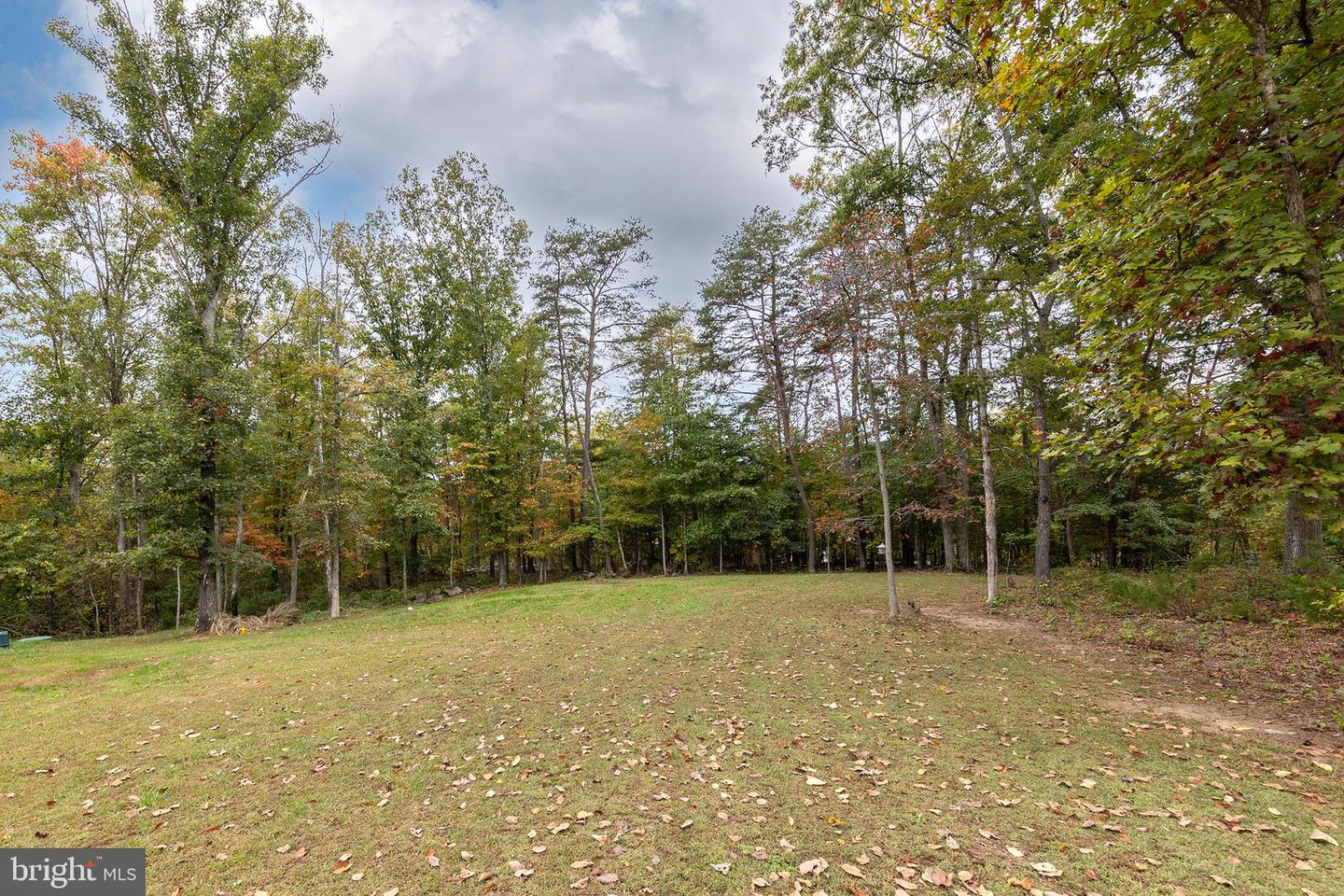 243 POPLAR RD, FRONT ROYAL, Virginia 22630, 3 Bedrooms Bedrooms, ,3 BathroomsBathrooms,Residential,For sale,243 POPLAR RD,VAWR2012586 MLS # VAWR2012586