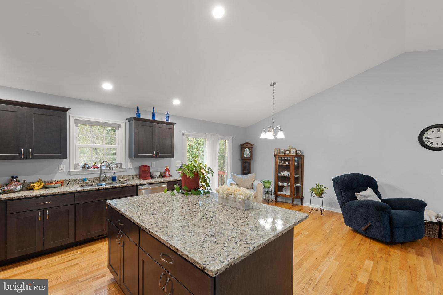243 POPLAR RD, FRONT ROYAL, Virginia 22630, 3 Bedrooms Bedrooms, ,3 BathroomsBathrooms,Residential,For sale,243 POPLAR RD,VAWR2012586 MLS # VAWR2012586